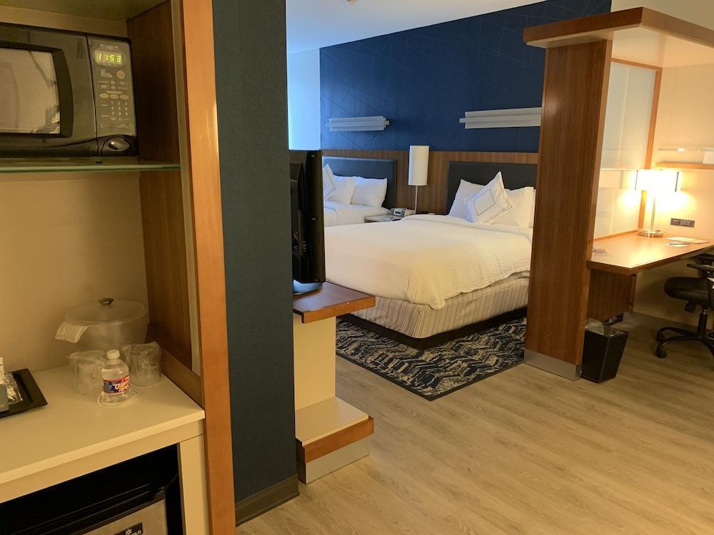 Springhill Suites By Marriott Houston Baytown Exterior foto